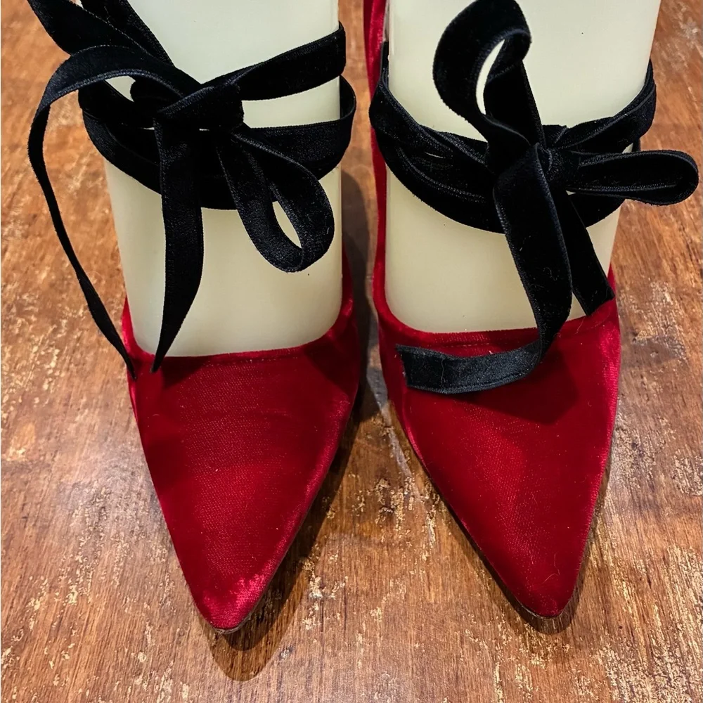 Manolo Blahnik Red Velvet Pointed-Toe Flats with Black Lace-Up Trim - Picture 7 of 8